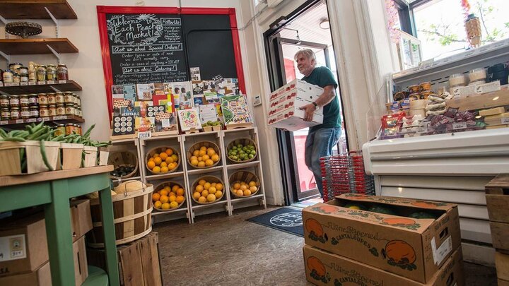 Photo of a small grocery store.